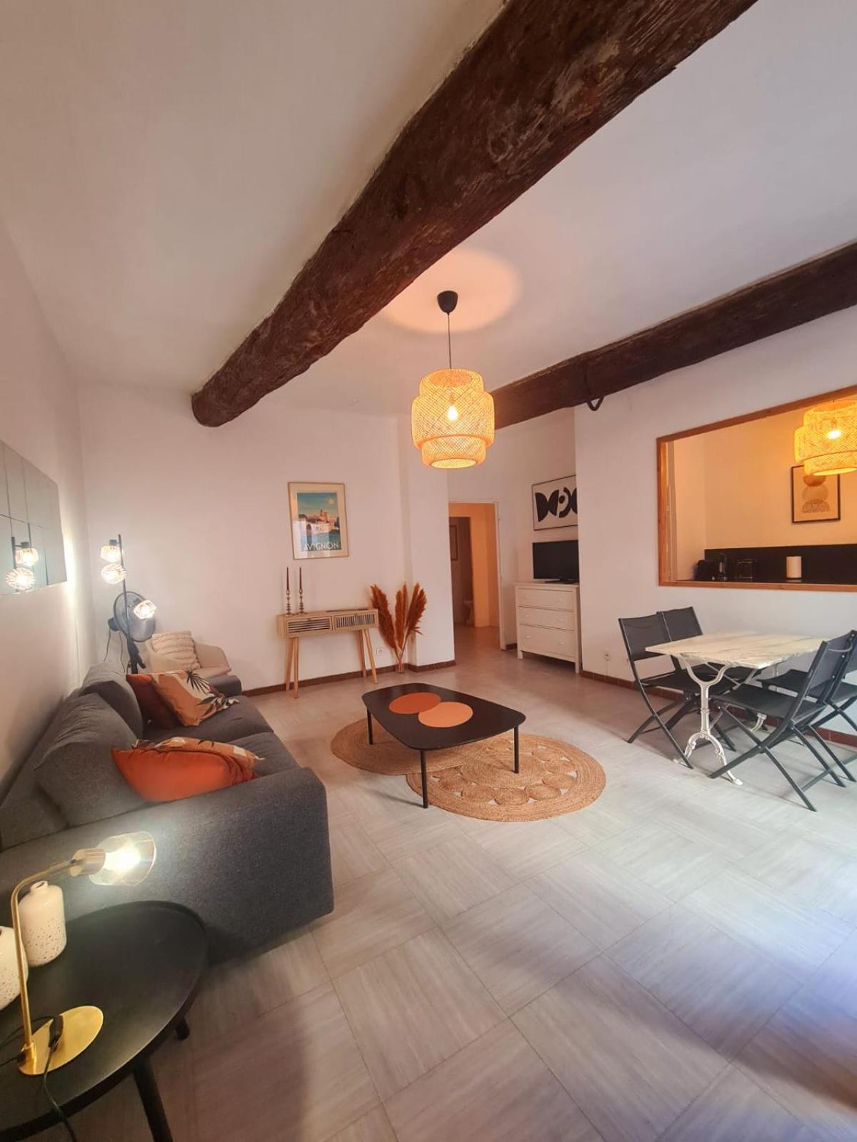 Appartement Intra Muros Avec Cour Privee Авиньон Экстерьер фото